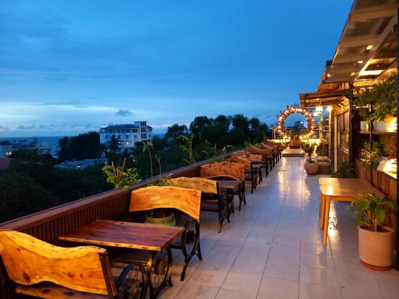T&T Hotel And Spa 두옹 동 외부 사진