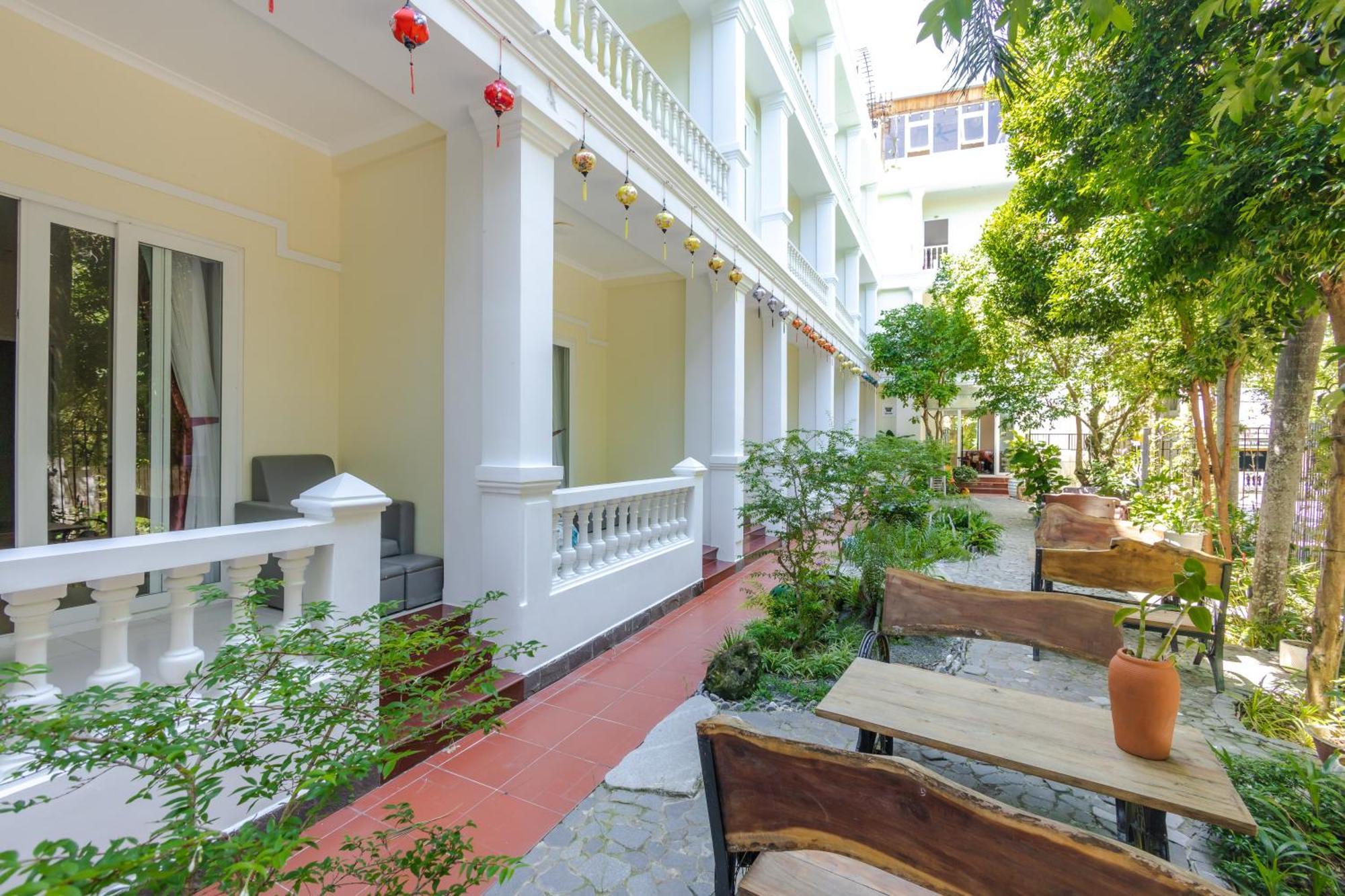 T&T Hotel And Spa 두옹 동 외부 사진