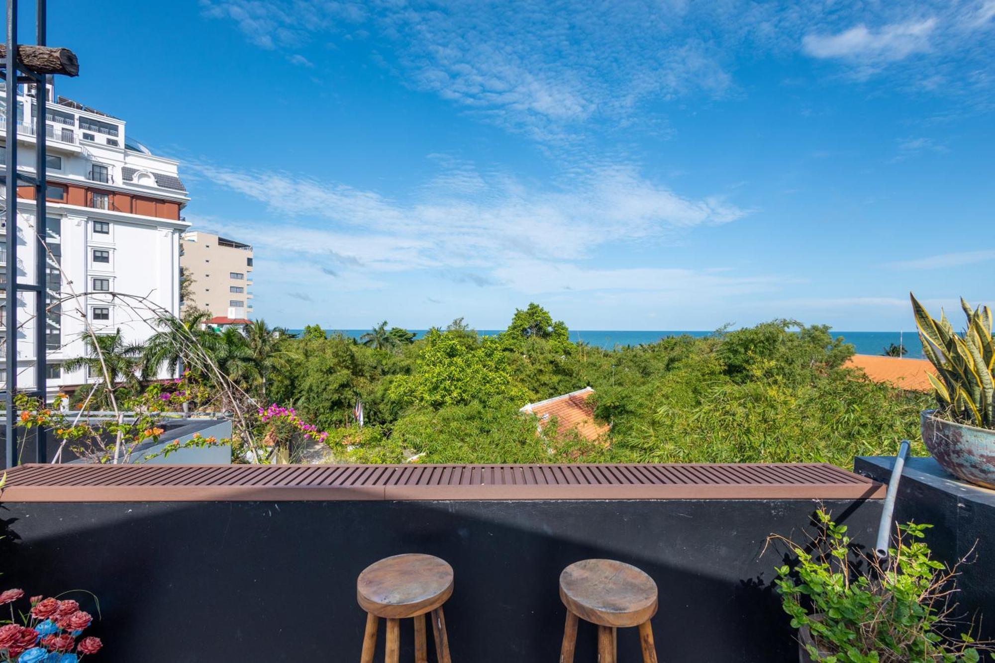 T&T Hotel And Spa 두옹 동 외부 사진