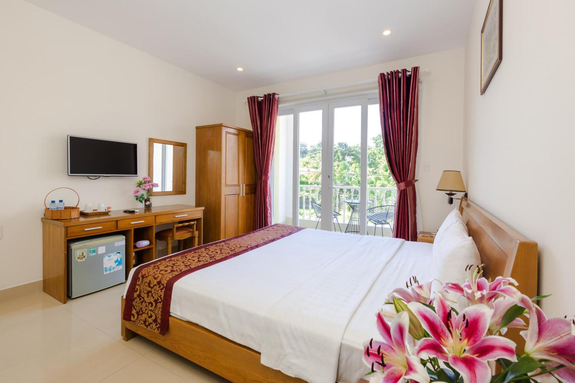T&T Hotel And Spa 두옹 동 외부 사진