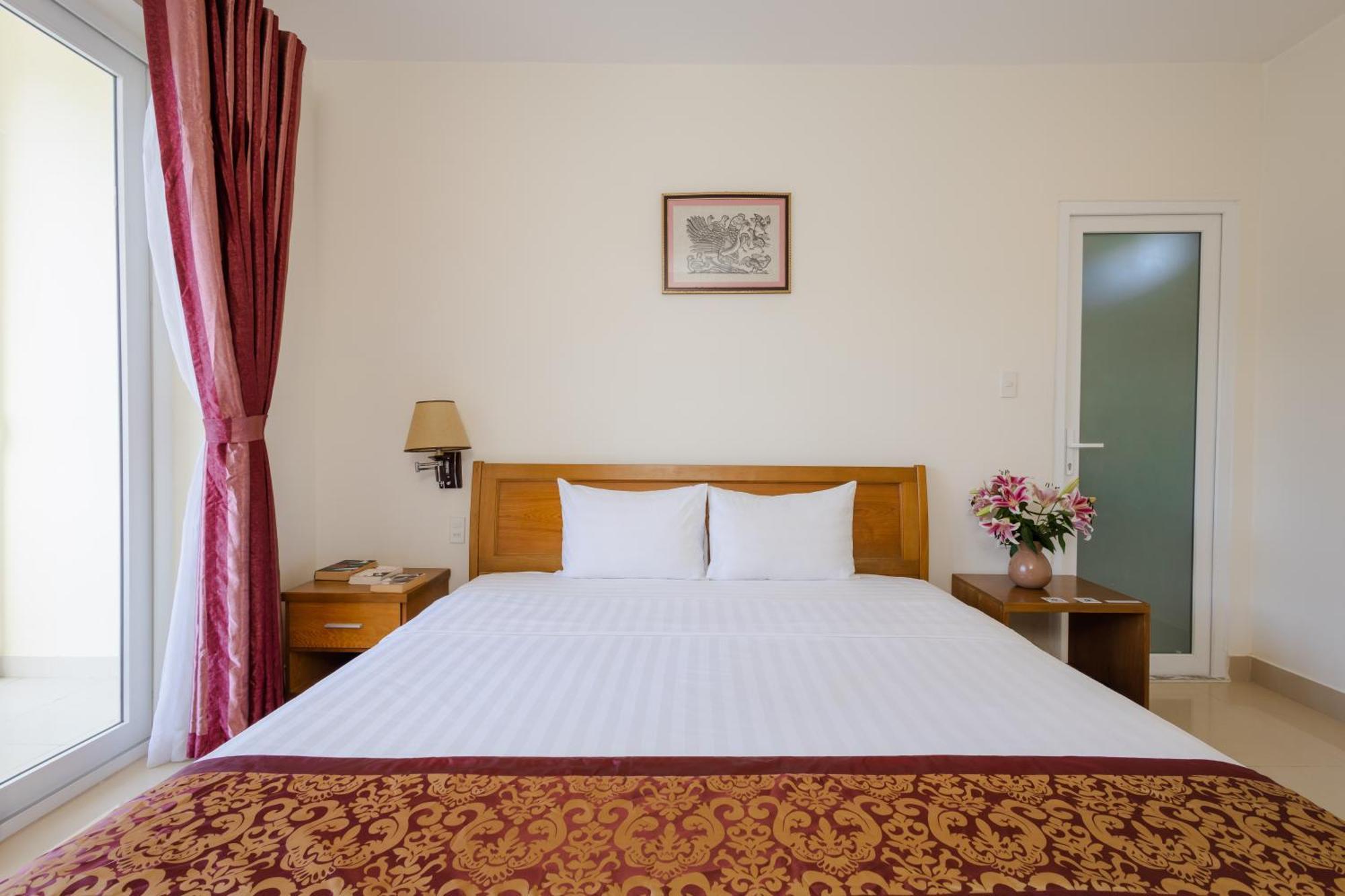T&T Hotel And Spa 두옹 동 외부 사진